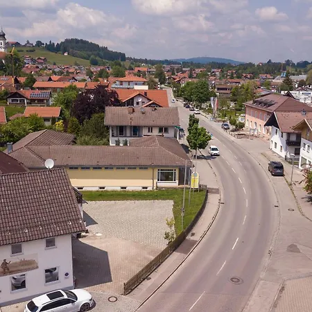 Freundliche Allgaeu Am Munich Castle *